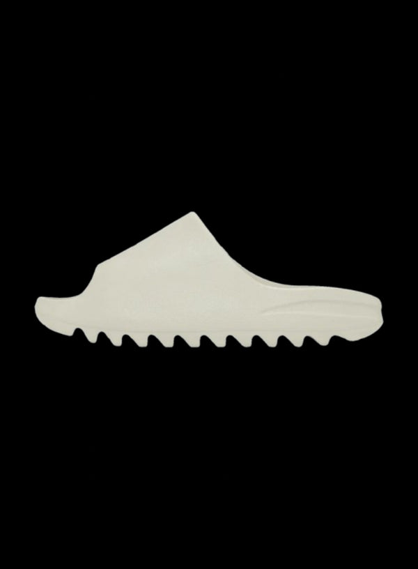 YEEZY SLIDES